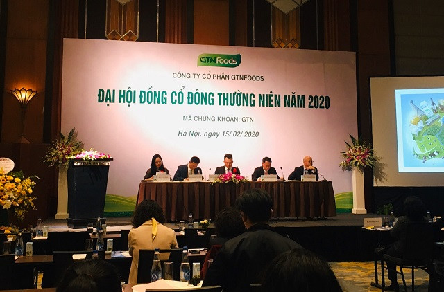 Chủ tịch Mai Kiều Liên: Tập trung vào Mộc Châu Milk, mở trang trại 4.000 con bò Chu tich Mai Kieu Lien: Tap trung vao Moc Chau Milk, mo trang trai 4.000 con bo
