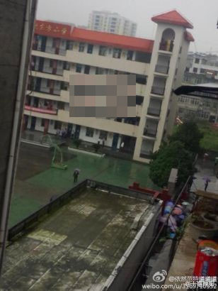 Hiện trường vụ thảm sát ở ngôi trường sáng ngày 1/9. Hiện trường vụ thảm sát ở ngôi trường sáng ngày 1/9.