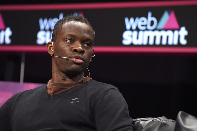 10 danh thủ giàu lên sau khi chia tay bóng đá - Hình 7 10 danh thu giau len sau khi chia tay bong da-Hinh-7