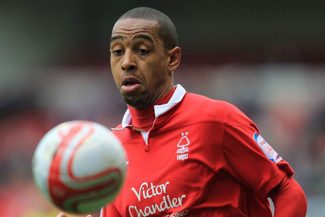 10 danh thủ giàu lên sau khi chia tay bóng đá - Hình 9 10 danh thu giau len sau khi chia tay bong da-Hinh-9