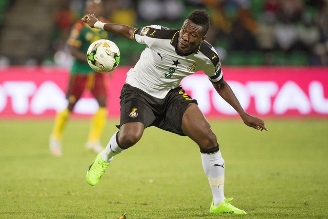 10 danh thủ giàu lên sau khi chia tay bóng đá - Hình 6 10 danh thu giau len sau khi chia tay bong da-Hinh-6