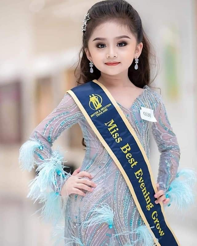 Ngơ ngẩn nhan sắc của Hoa hậu nhí Thái Lan 2019 'tiểu Baifern' - Hình 5 Ngo ngan nhan sac cua Hoa hau nhi Thai Lan 2019 'tieu Baifern'-Hinh-5