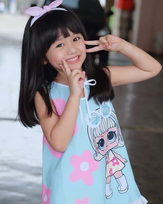 Ngơ ngẩn nhan sắc của Hoa hậu nhí Thái Lan 2019 'tiểu Baifern' - Hình 8 Ngo ngan nhan sac cua Hoa hau nhi Thai Lan 2019 'tieu Baifern'-Hinh-8