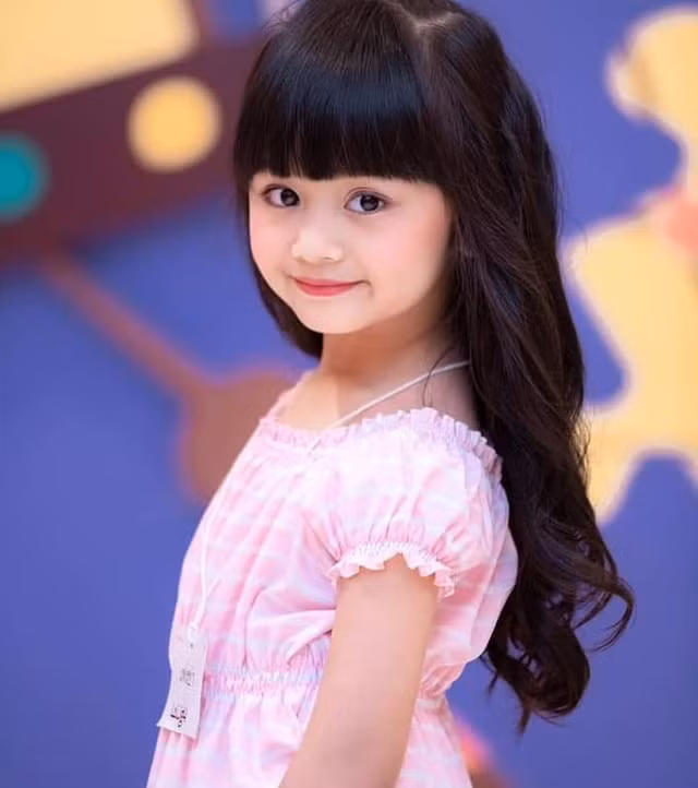 Ngo ngan nhan sac cua Hoa hau nhi Thai Lan 2019 'tieu Baifern'-Hinh-7