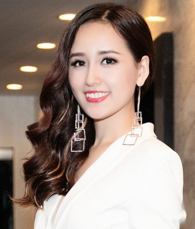 Hoa hậu Mai Phương Thúy: 'Đầu tư chứng khoán chắc chắn không nghèo' - Hình 2 Hoa hau Mai Phuong Thuy: 'Dau tu chung khoan chac chan khong ngheo'-Hinh-2