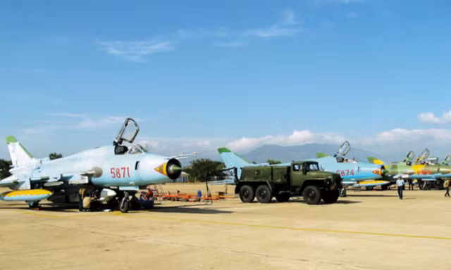 Ninh Thuan muon lam chu dau tu Du an San bay Thanh Son