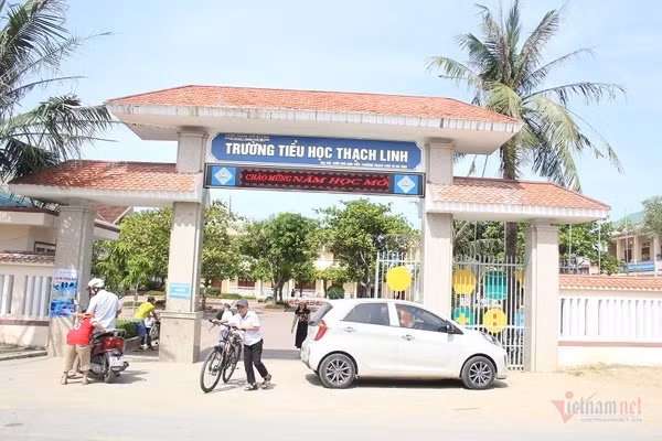 Nha truong noi gi ve suat com ban tru 27.000 dong nhung it thuc an?-Hinh-3