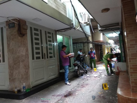 Nghi bị nói xấu, thiếu niên 14 tuổi 'dụ' bạn tới căn nhà rồi dùng đá đánh chết người Nghi bi noi xau, thieu nien 14 tuoi 'du' ban toi can nha roi dung da danh chet nguoi