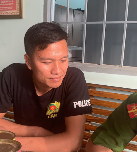 Bắt đại ca cho vay nặng lãi uy hiếp chiếm nhà đất của con nợ Bat dai ca cho vay nang lai uy hiep chiem nha dat cua con no