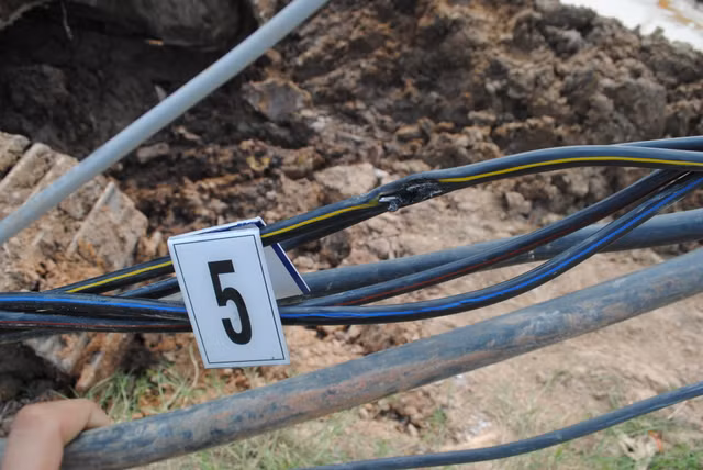 Khoi to nam cong nhan gay chet nguoi o cong trinh tai Sai Gon