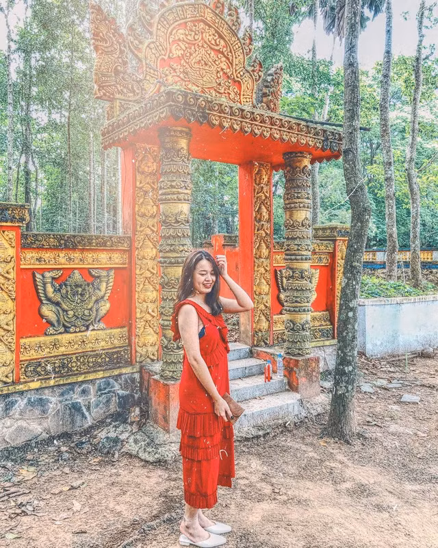 Hai loc dau nam tai 5 ngoi chua ly tuong o Soc Trang-Hinh-10