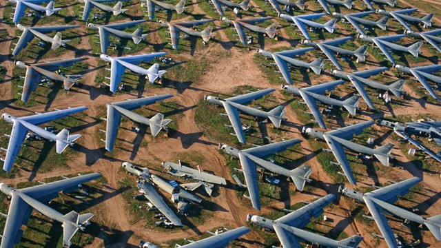 Những tàn tích nghĩa địa máy bay, tàu ngầm sau Chiến tranh Lạnh Nhung tan tich nghia dia may bay, tau ngam sau Chien tranh Lanh