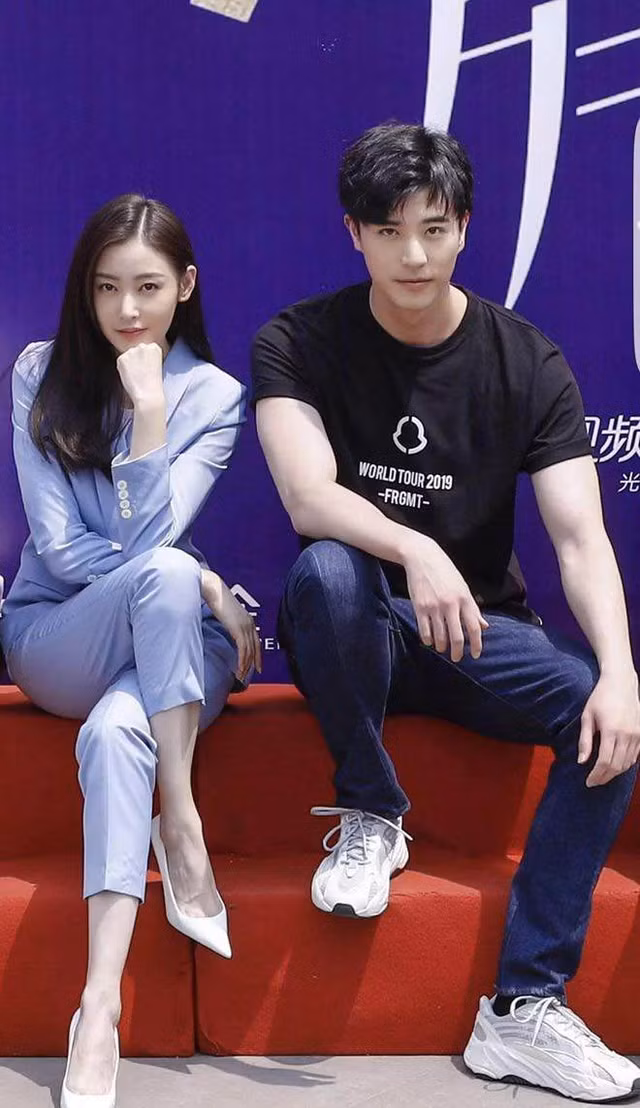 Loat my nhan sao Hoa ngu danh doi thu quy gia nhat de duoc toa sang-Hinh-26