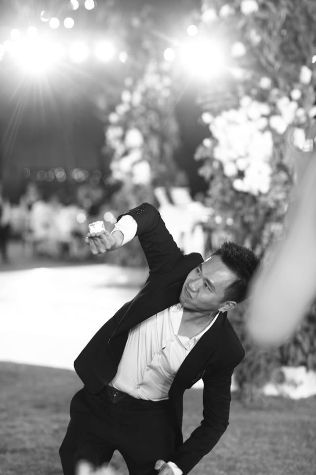 Cười ngất với ảnh hài hước chưa từng được công bố tại đám cưới Đông Nhi - Hình 10 Cuoi ngat voi anh hai huoc chua tung duoc cong bo tai dam cuoi Dong Nhi-Hinh-10