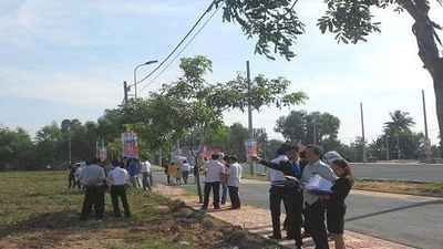 Nóng tình trạng phân lô, chuyển nhượng đất pháp luật