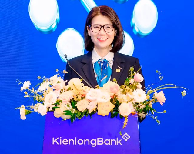 Kienlongbank co Pho Tong Giam doc moi
