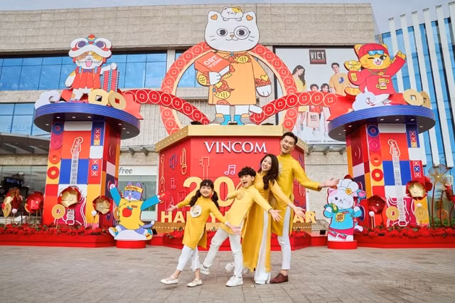 Ngu “Cat” lam “mall” - Mang Tet ve nha-Hinh-3