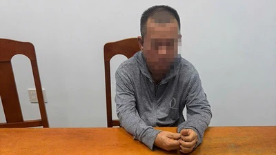 Nhân viên quán cơm "giấu" túi xách 45,5 triệu đồng và 6 chỉ vàng của khách