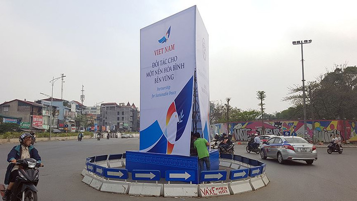 Đây là cuộc gặp thượng đỉnh lần thứ 2 giữa hai nhà lãnh đạo Donald Trump và Kim Jong Un sau cuộc gặp lần đầu tại Singapore vào tháng 6 năm 2018.