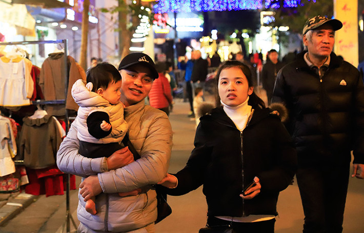 Việc tổ chức chợ hoa Tết truyền thống tại không gian phố bích họa Phùng Hưng, góp phần tạo ra không gian văn hóa nghệ thuật, sinh hoạt cộng đồng và tiền đề hình thành tuyến phố Phùng Hưng phát triển theo hướng du lịch, thương mại.