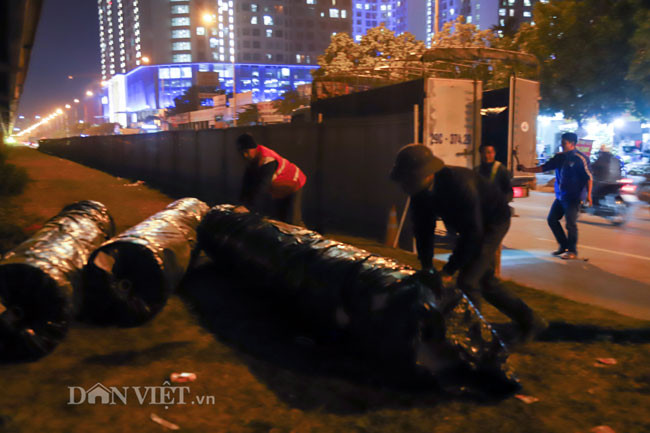 Được biết mỗi đêm công nhân sẽ làm đến 5h sáng.