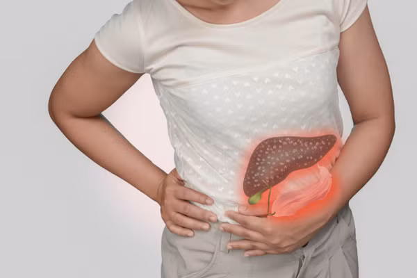 Chuyên gia cho biết uống rượu bia là nguyên nhân hàng đầu gây hại gan, song có những việc gây hại gan không kém. Để bảo vệ sức khỏe, tốt nhất bạn nên tránh những thói quen hại gan buổi sáng dưới đây.