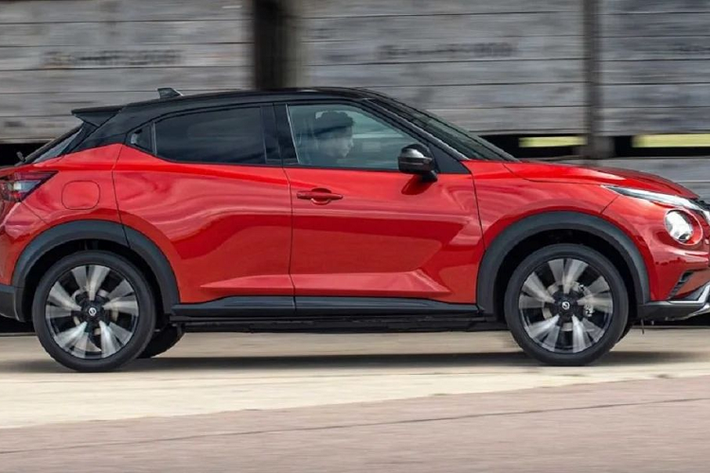 Ở phiên bản cao cấp hơn, Nissan Magnite sẽ đi kèm với động cơ 3 cyl 1.0L tăng áp kết hợp với hộp số sàn 5 cấp hoặc CVT, cho công suất 95 mã lực. Theo Nissan, phiên bản sản xuất thực tế sẽ không có quá nhiều khác biệt với bản concept này.