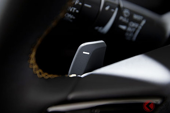 Đáng tiếc là hiện hãng Honda chưa công bố thông tin về động cơ của Jazz mới. Chỉ biết rằng, xe sẽ được trang bị hệ truyền động hybrid mới mang tên e:HEV.