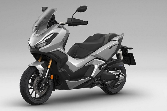 Honda Thái Lan đã vừa chính thức ra mắt mẫu xe ga phân khối lớn ADV 350 cho thị trường này. Mức giá xe Honda ADV 350 2022 khởi điểm rất hấp dẫn là 181.900 Baht (tương đương khoảng 125 triệu đồng).