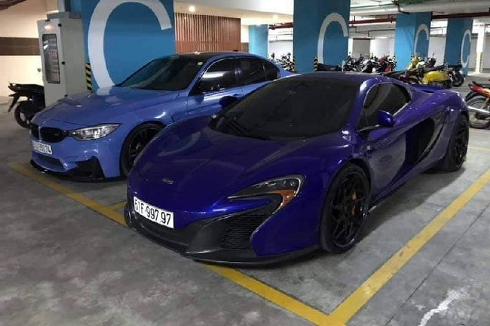 Suy đoán này càng thêm thuyết phục khi cư dân mạng tìm được một bức ảnh rõ nét hơn về chiếc Porsche 911 GT3 mới của Cường Đô la (do người bán đăng tải).