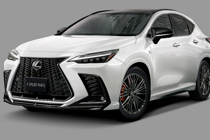 Ở thị trường quốc tế, ngoài NX 450h+, dòng Lexus NX 2022 còn có 3 phiên bản nữa là NX 250, NX 350 và NX 350h. Dù ở phiên bản nào, Lexus NX 2022 đều được phát triển dựa trên phiên bản GA-K của cơ sở gầm bệ Toyota New Global Architecture (TNGA). Xe sở hữu chiều dài 4.660 mm, chiều rộng 1.865 mm và chiều dài cơ sở 2.690 mm.