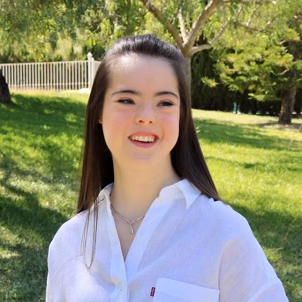 Marian cũng tận dụng mạng xã hội để gửi những thông điệp tích cực đến mọi người, đặc biệt cộng đồng những người không may mắn mắc chứng Down.