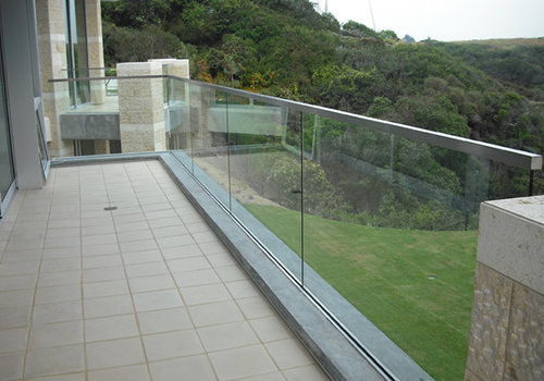 Tuy vậy, nó lại có nhiều mẫu mã đẹp giúp bạn dễ dàng lựa chọn. Ảnh: Cuacuontitadoorvanson.