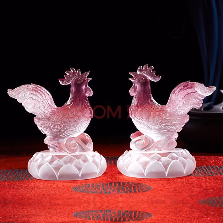  Tuổi Dậu: Dự đoán ngày mới tử vi 12 con giáp nhận định, bạn sẽ phải chi tiêu khá nhiều trong hôm nay, dù sao cũng là đầu tư lâu dài nên đừng tằn tiện quá. Ở chỗ làm, mọi việc tiến triển khá chậm hoặc bị trì hoãn hoàn toàn nên cẩn làm tốt công tác tư tưởng, đừng suy sụp. 