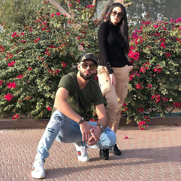 Về hôn nhân và gia đình, Omar đã kết hôn với Yasmin Oweidah - cô bạn gái lâu năm của anh. Đám cưới của hai người tổ chức vào năm 2017 nhưng gần như không được báo chí, cư dân mạng săn đón. Điều này chứng tỏ, tên tuổi Omar cùng cơn sốt mà anh tạo ra cách đây 6 năm đã chìm xuống. Điều này cũng đem lại cho hot boy Arab này một cuộc sống bình lặng.