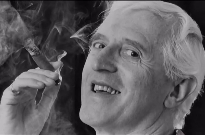 Và kết quả điều tra khiến nhiều người ngã ngửa: Trong thời gian làm việc tại Leeds, Savile đã lạm dụng 60 người, trong đó có 33 bệnh nhân tuổi từ 5 đến 75. Tại Bệnh viện Broadmoor, hắn lạm dụng ít nhất 5 người, trong đó có 2 bệnh nhân bị tấn công liên tục.