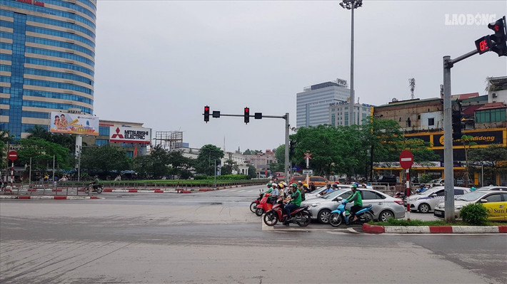 Việc xây dựng hầm tại nút giao thông quan trọng đã giúp giảm thiểu tối đa hiện tượng ùn tắc.