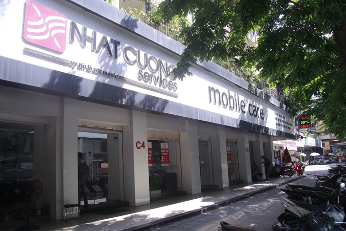 Cơ quan Cảnh sát điều tra - Bộ Công an vừa khởi tố bị can Bùi Quang Huy - Tổng Giám đốc Công ty TNHH Thương mại và Dịch vụ Kỹ thuật Nhật Cường (gọi tắt là Công ty Nhật Cường) về 2 tội Buôn lậu và Vi phạm quy định về kế toán gây hậu quả nghiêm trọng. Việc ông Huy bị bắt, nhiều người thắc mắc, số phận chuỗi cửa hàng Nhật Cường Mobile sẽ ra sao?