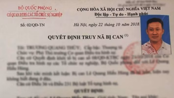 Sau khi bị khởi tố, đối tượng Lê Quang Hiếu Hùng đã bỏ trốn ra nước ngoài. Cơ quan Điều tra hình sự Bộ Quốc phòng đã đề nghị Văn phòng INTERPOL Việt Nam phát lệnh truy nã quốc tế. Trong quá trình lẩn trốn, Hùng sử dụng nhiều phương thức, thủ đoạn tinh vi, tạo vỏ bọc, thường xuyên di chuyển, thay đổi chỗ ở.