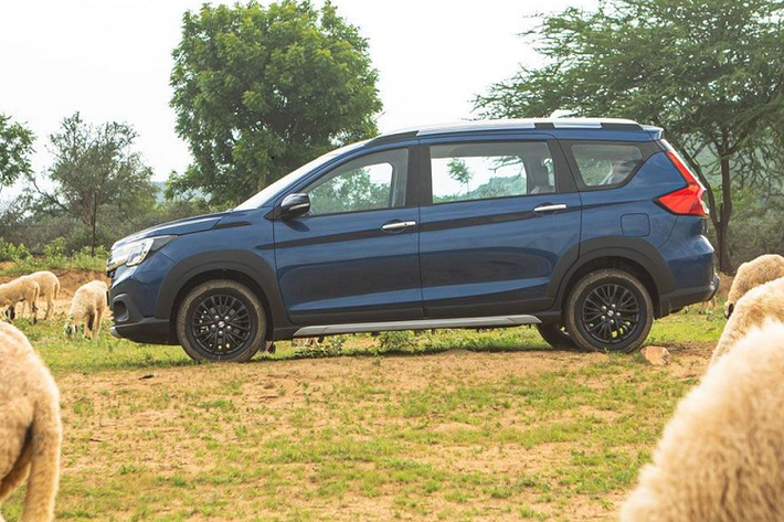 Về truyền động, Suzuki X7 sẽ sử dụng động cơ máy xăng mới 1.5L với tên mã K15B tương tự như XL6 cho ra công suất tối đa 104 mã lực và mô-men xoắn cực đại 138 Nm. Đi kèm với đó còn là trang bị hộp số sàn 5 cấp hoặc tự động 4 cấp. Ở thời điểm hiện tại, Suzuki XL7 vẫn chưa được đưa lên dây chuyền sản xuất thương mại vì một số lý do.