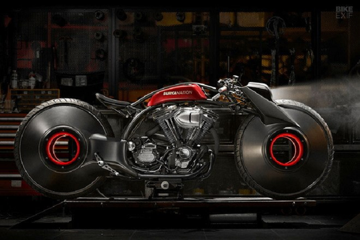 Người sáng lập của Smoked Garage Nicko Eigert cho biết, họ nhận được yêu cầu về một chiếc xe đặc biệt dành cho tương lai vào năm 2019