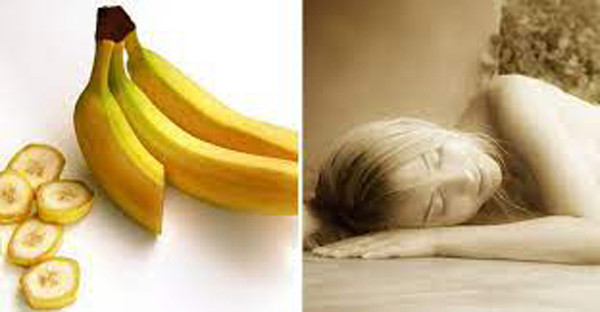Buổi tối là thời điểm ăn chuối đại lợi, vậy nhưng những người có triệu chứng ho không nên ăn chuối. Nguyên nhân bởi các thành phần trong chuối có thể khiến cơ thể tăng tiết chất nhầy, không có lợi trong quá trình điều trị. Ảnh: Internet.