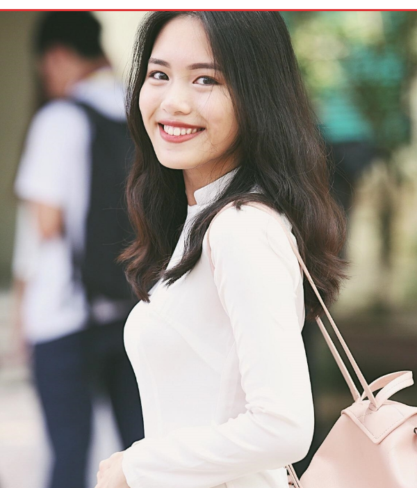 Dù diện áo dài hay đồng phục, những cô gái trường Chu Văn An đều nhận được nhiều lời khen từ CĐM.