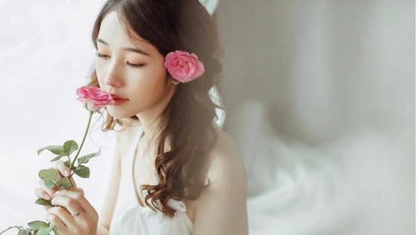 Thực tế, lời nói là phương tiện biểu đạt suy nghĩ. Đối phương dù khéo léo cỡ nào cũng có lúc bộc lộ ý nghĩ thật ra ngoài. Vì vậy, nam giới muốn biết phụ nữ mình thích có tốt tính hay không, chỉ cần chú tâm lắng nghe. Nếu phụ nữ thốt ra những lời dưới đây, dung mạo kiều diễm đến mấy thì đấng mày râu cũng nên cân nhắc.