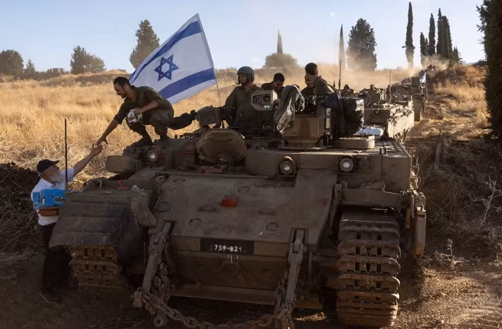 Thay vào đó, IDF phải đối mặt với một đối thủ ngày càng mạnh hơn và khó đối phó hơn lực lượng vũ trang Hamas của Palestine. Thậm chí có thể nói, thực lực quân sự giữa IDF và Hezbollah đã trở nên khá minh bạch và bây giờ thực sự là một cuộc chiến mở. Tuy nhiên, với tư cách là một “trận sân khách”, liệu IDF có thực sự đảm bảo được chiến thắng, mà không lặp lại thảm kịch của Chiến tranh Lebanon năm 2006? 