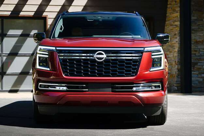 Tất cả phiên bản của xe SUV Nissan Armada 2025 đều được trang bị động cơ V6 3.5 lít tăng áp kép, sản sinh công suất cực đại 425 mã lực và mô-men xoắn cực đại 699 Nm. Những con số này thể hiện sự gia tăng đáng kể sức mạnh so với động cơ V8 cũ.