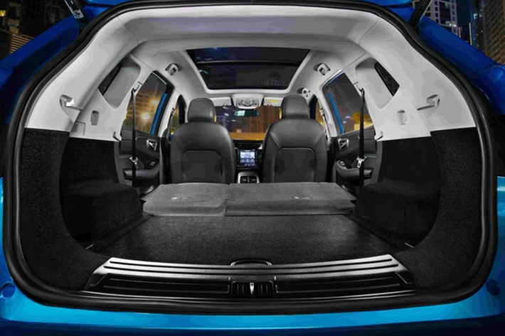 Cung cấp sức mạnh cho cả hai phiên bản của MG RX5 là khối động cơ xăng 4 xi-lanh, tăng áp, dung tích 1.5 lít, cho công suất tối đa 168 mã lực và mô-men xoắn cực đại 275 Nm. Động cơ đi kèm hộp số tự động ly hợp kép 7 cấp, có thời gian chuyển số chỉ 0,2 giây.