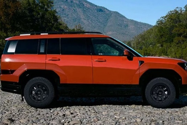 Khách hàng mua gói này sẽ nhận được tất cả cải tiến như gói XRT Adventure và bổ sung thêm bệ bước chân với tải trọng tối đa 200 kg, giá nóc có khả năng chịu tải lên đến 80 kg, tấm chắn gió và tấm bảo vệ nắp ca-pô tối màu.