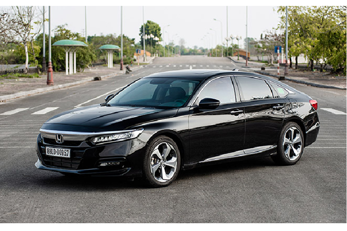 6. Honda Accord: 15 xe Kết thúc tháng 10/2020, đã có 15 xe Honda Accord được bán ra thị trường, giảm 8 xe so với tháng trước. Doanh số cộng dồn 10 tháng đầu năm của mẫu sedan hạng D Honda Accord đạt 204 xe.