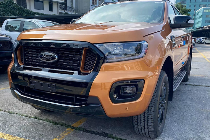 Cùng với Everest 2021, Ranger 2021 cũng được đưa về một số đại lý của Ford Việt Nam. Được biết, những chiếc Ford Ranger 2021 mới đầu tiên sẽ sớm đến tay khách hàng Việt trong cuối tháng 11 này.